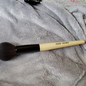 Powder brush